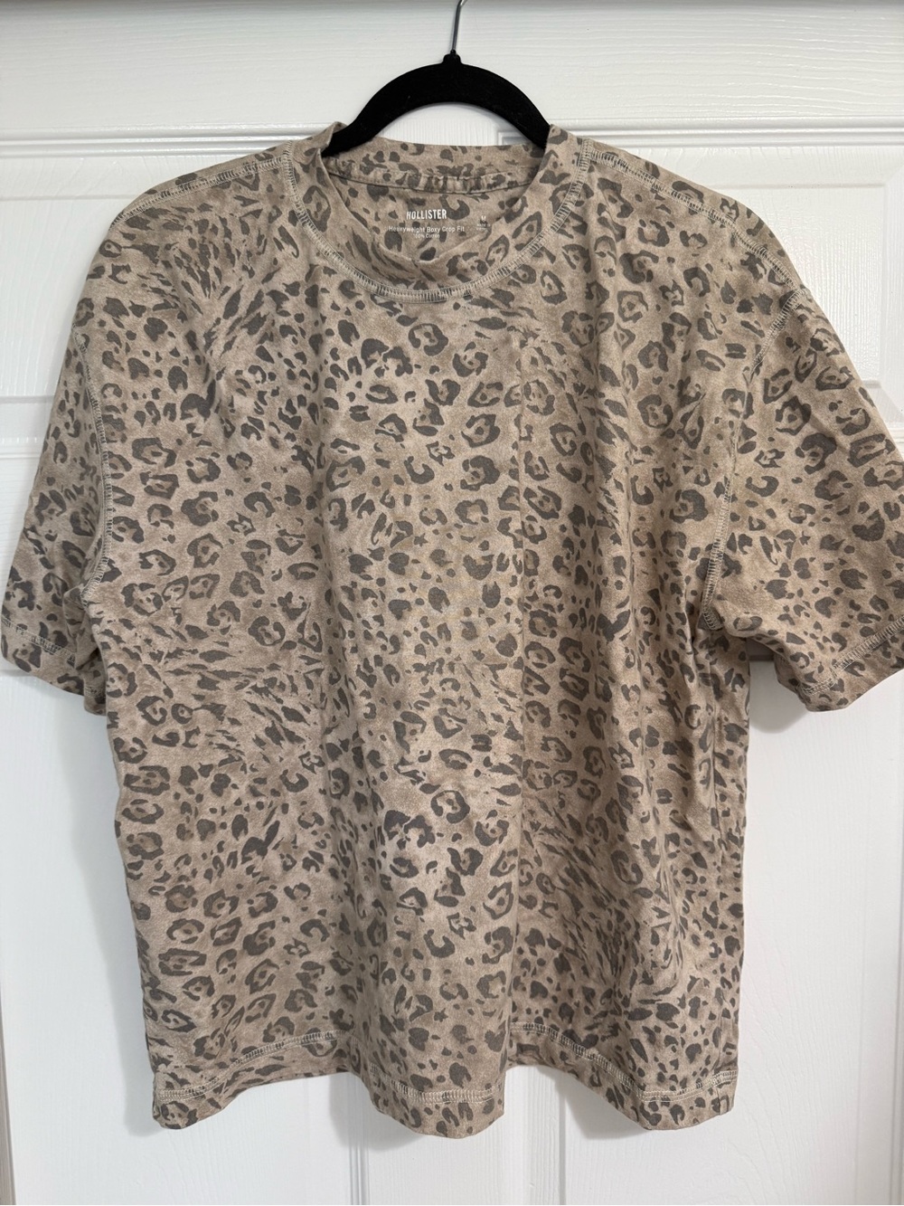 Hollister Beige Leopard Print Short Sleeve Tee